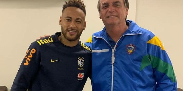 Neymar manda recado a Bolsonaro após visita do Presidente à instituto: ‘visita ilustre’