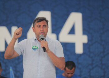 Passe Livre, Prato Cheio e Auxílio: ações de Wilson mudam para melhor a vida de famílias manauaras