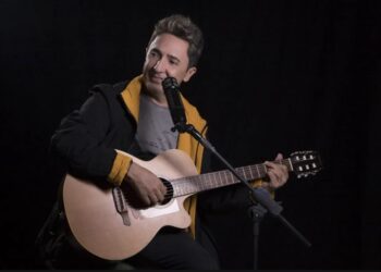 Tom Cleber faz show gratuito em Manaus para apoiar ação solidária