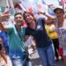 Candidatos, militantes e apoiadores tomam as ruas de Manaus em corpo a corpo com eleitores na reta final