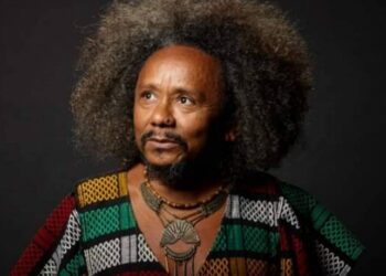 Chico César lança o single ‘Bolsominions’: “saíram do inferninho”