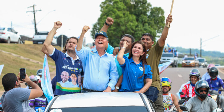 Em Presidente Figueiredo, Arthur Neto reforça compromisso com potencial turístico da cidade