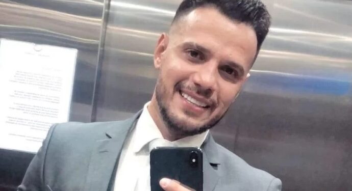 Vídeo: empresário é fuzilado dentro de carrão de luxo enquanto namorada manobra e foge