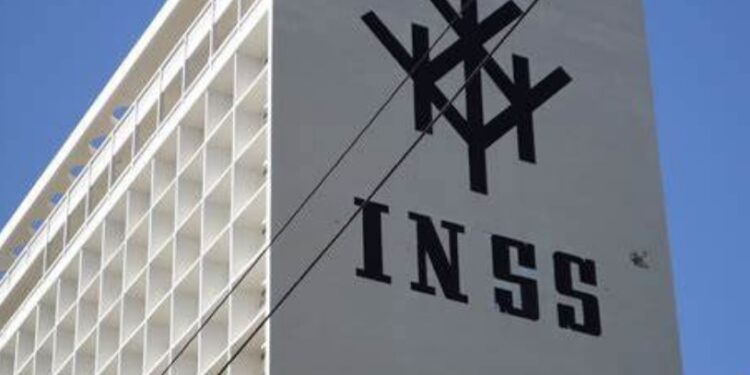 INSS abre concurso para Manaus com salários que passam de R$ 5 mil para nível médio