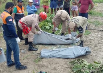 Tragédia: Fio elétrico cai e mãe e filha de 9 anos morrem juntas por choque em Iranduba