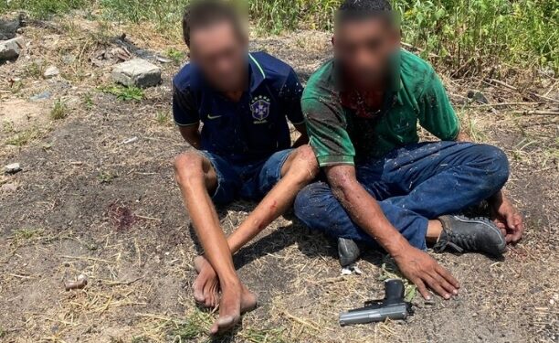 Cansados de serem assaltados, mototaxistas t0rtur4m e espancam suspeitos em Manaus