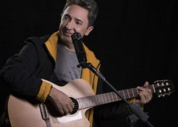 Tom Cleber faz show no Millennium Shopping para ação solidária Manaus Invisível