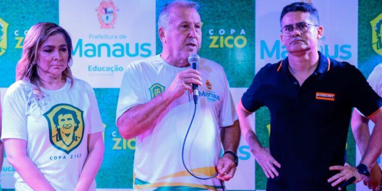 Com assinatura do ‘Galinho’, prefeitura começa Copa Zico em Manaus