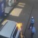 Vídeo: Frentista acende isqueiro enquanto abastecia e taca fogo no carro de cliente