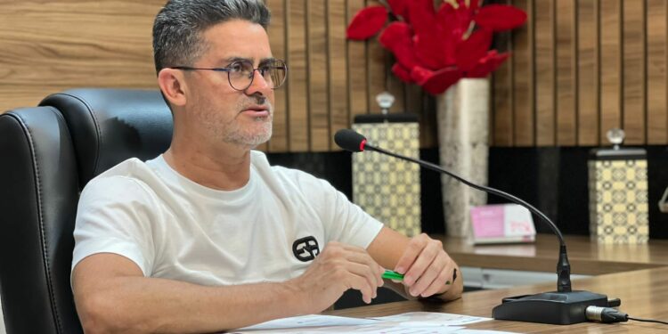 David Almeida e Wilson Lima com as estratégias ajustadas para o round final das eleições 2022