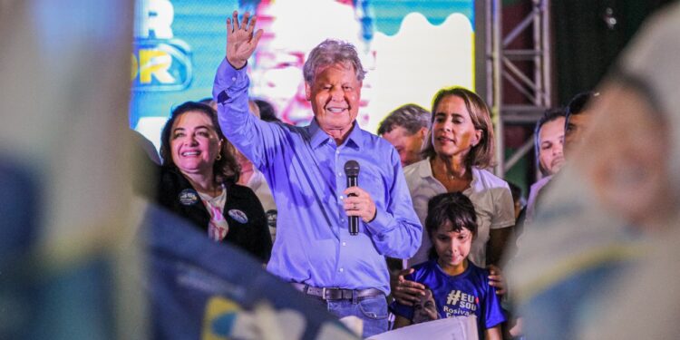 Arthur Neto encerra campanha para o Senado confiante na decisão do eleitor do Amazonas