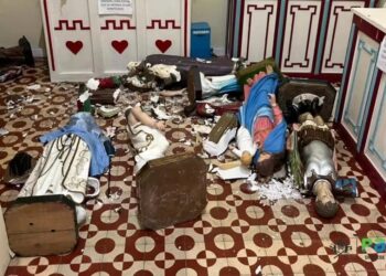 Homem invade paróquia e quebra 28 imagens de santos