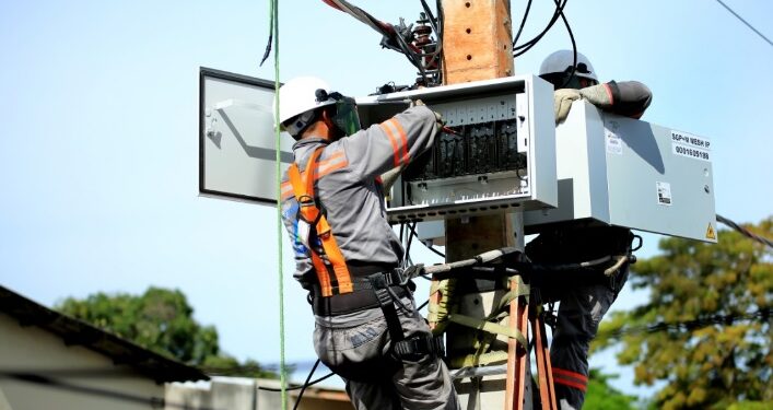 Justiça autoriza novamente instalação dos novos medidores da Amazonas Energia