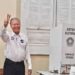 Confiante, Arthur Neto vota pela manhã e se diz pronto para voltar a ser senador