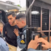 Vídeo: Em Manaus, policial blogueiro e humorista usam viatura da PM para fazer meme
