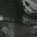 Vídeo: PM é acertado na cabeça com botijão de gás durante abordagem