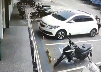 Vídeo: Homem é morto a tiros em plena luz do dia no interior do Amazonas