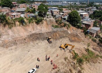 Prefeitura desativa lixeira viciada na ZL, mas população precisa colaborar