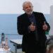 Lula beija comprovante do voto e diz que essa eleição é a ‘mais importante’ da história