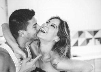 Após polêmicas, Maíra Cardi anuncia fim do casamento com Arthur Aguiar