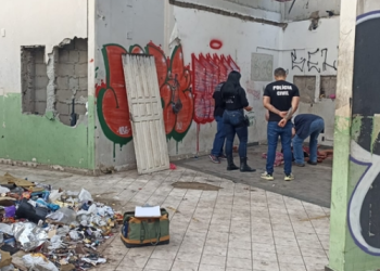 Homem tem a cabeça esmagada a pedradas dentro de antigo PAC do Educandos