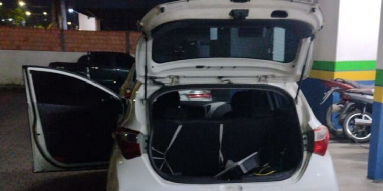 Motorista de app é resgatado do porta-malas após sofrer sequestro em Manaus