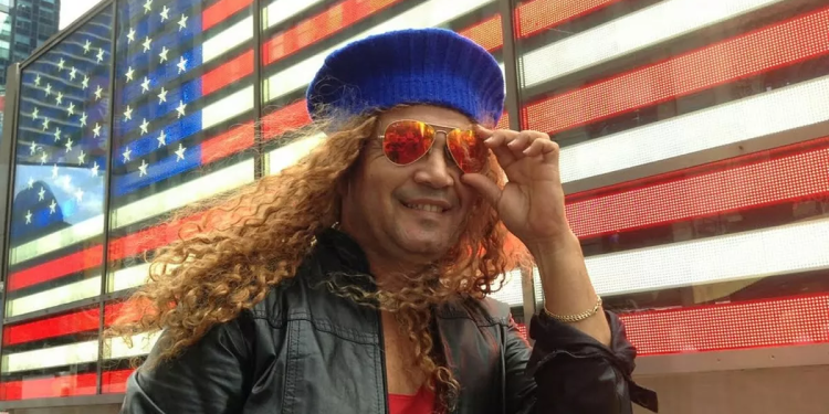 Wanderley Andrade e cantores amazonenses agitam Dia do Servidor Público, no Sambódromo