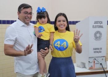 ‘A gente confia na decisão do povo’, diz Wilson Lima ao votar neste domingo