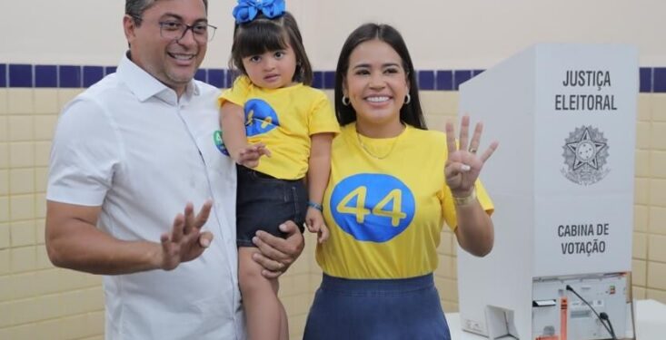 ‘A gente confia na decisão do povo’, diz Wilson Lima ao votar neste domingo