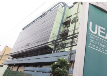 UEA realiza primeiro dia de vestibular neste domingo