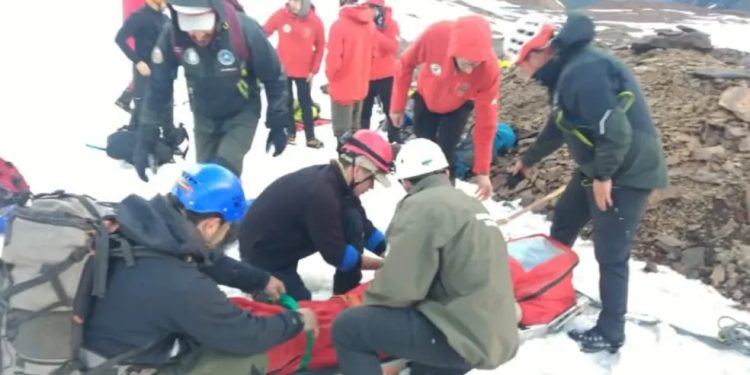 Turista brasileiro morre atingido por bloco de gelo na Argentina; veja o vídeo