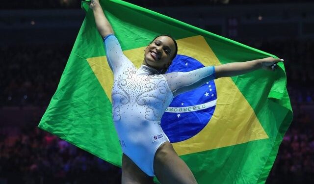 Histórico! Rebeca Andrade conquista ouro inédito para o Brasil no mundial