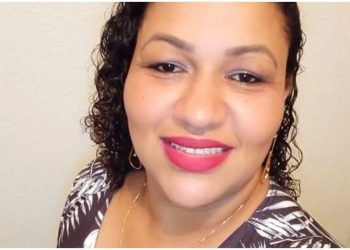 Professora é demitida ao responder pergunta de aluna: ‘de onde vêm os bebês’