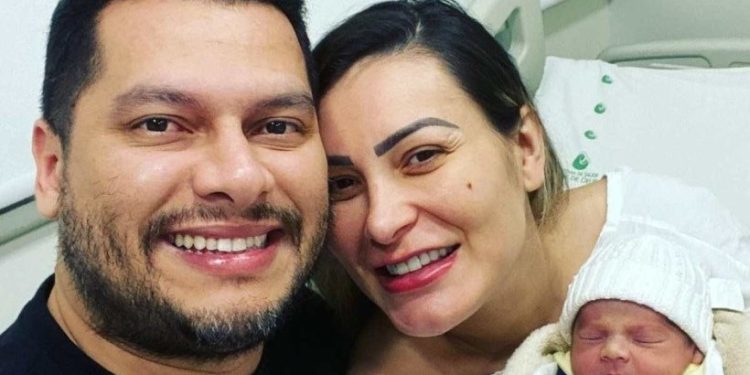 Andressa Urach é internada após oferecer filho para sacrifício durante surto psicótico, diz marido