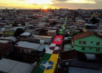 FIFA posta foto das ruas de Manaus decoradas para a Copa do Mundo; confira