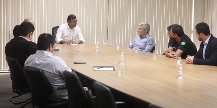 Wilson Lima recebe representantes da empresa Eneva e destaca avanços e perspectivas no mercado de Gás