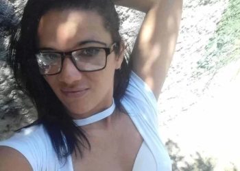 Corpo de mulher desaparecida é encontrado em baú de cama box