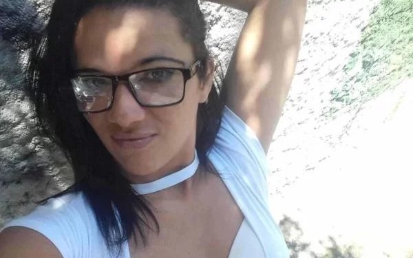 Corpo de mulher desaparecida é encontrado em baú de cama box
