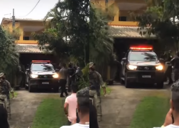 População descobre casa de jovem que cometeu assassinatos em escola e reage: ‘Assassino’; vídeo