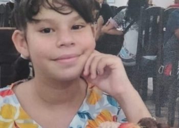 Família desesperada procura por criança de 11 anos desaparecida em Manaus