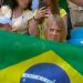 ‘Psicopata do Hexa’ reaparece na torcida pelo Brasil na Copa