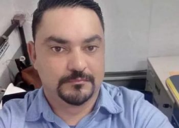 Homem toma chá alucinógeno e mata amigo em ritual de sacrifício religioso