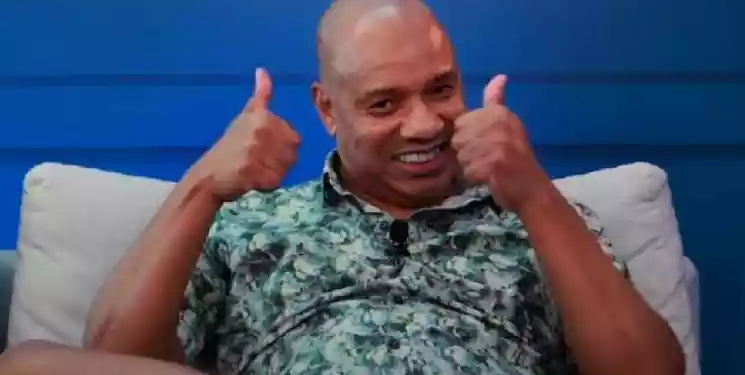 Anderson, do Molejo, diz que namorada ‘entra em tudo que é buraco’ nele; vídeo