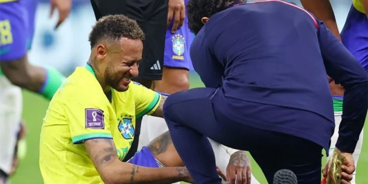 Neymar faz post emocionante e esperançoso: ‘Brasil vai levantar comigo’