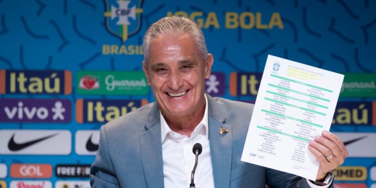 Seleção brasileira: Tite convoca Daniel Alves, Pedro e Firmino fica de fora; confira