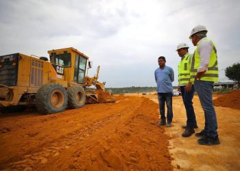 Wilson Lima fiscaliza fase final da execução das obras do Complexo Viário Anel Sul