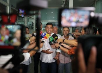 Wilson Lima divulga balanço com 27 mil vagas ofertadas pelo Sine Amazonas e anuncia ampliação