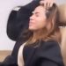 Vídeo: Anitta chora e reza após jatinho sacudir em turbulência