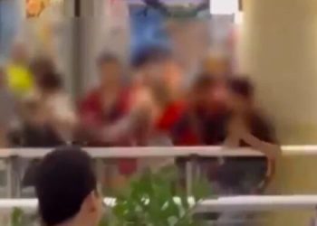 Vídeo mostra briga generalizada em Shopping Center; veja