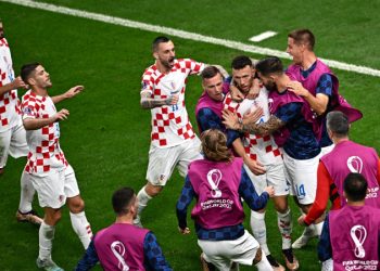 Nos pênaltis, Croácia vence Japão e está classificada para as quartas de final da Copa